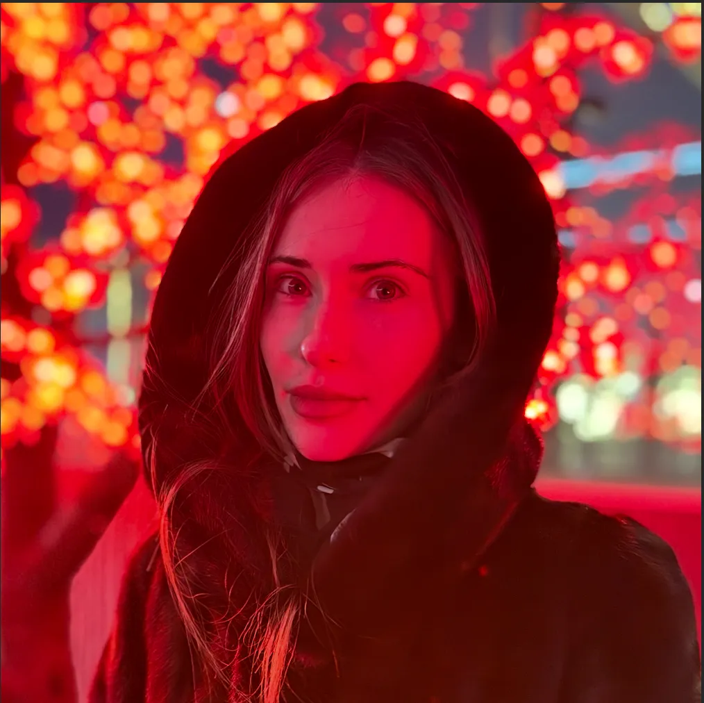 УВАРОВА Юлія